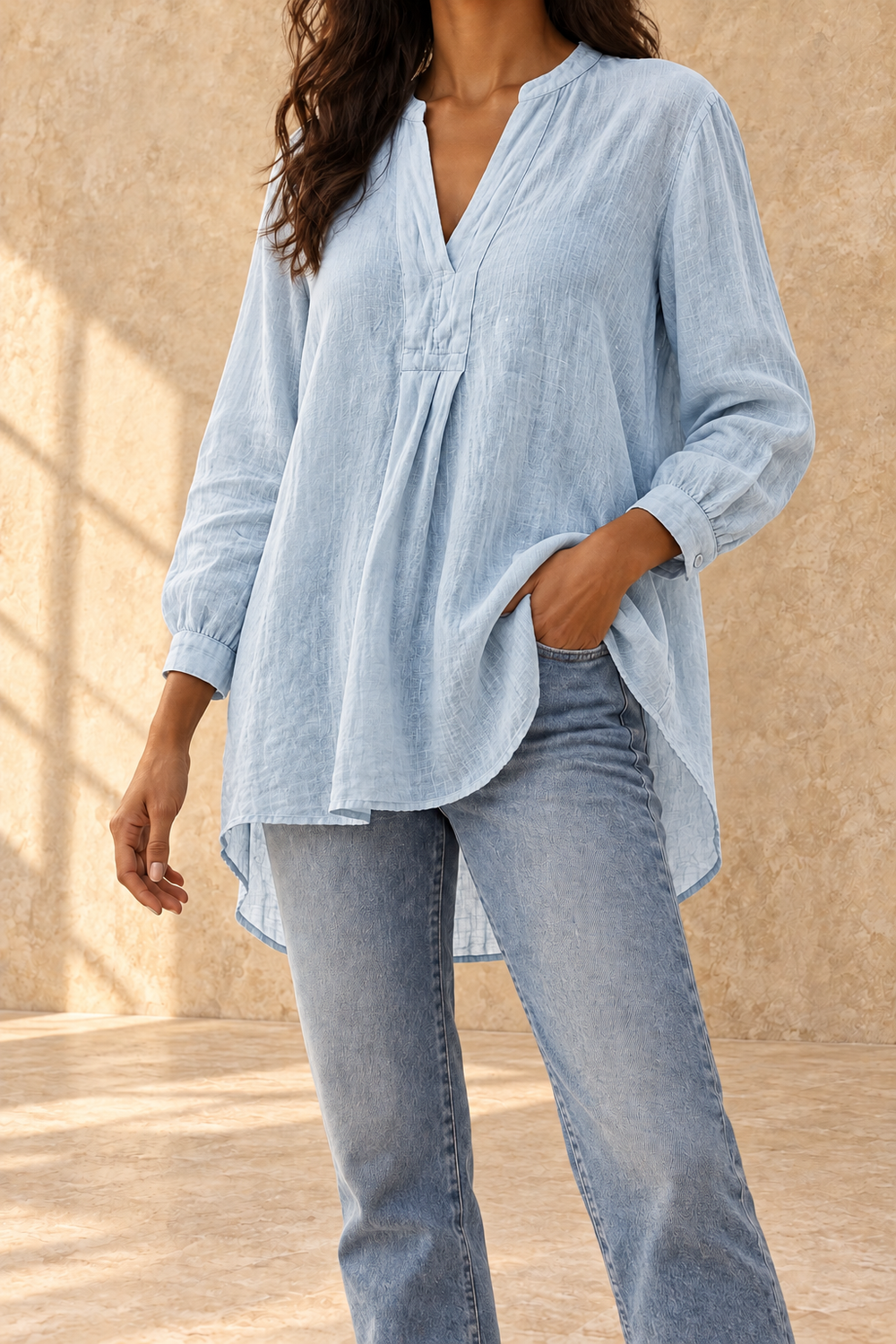 Lara | Camisa informal para mujer, sencilla, con parches y cuello en V