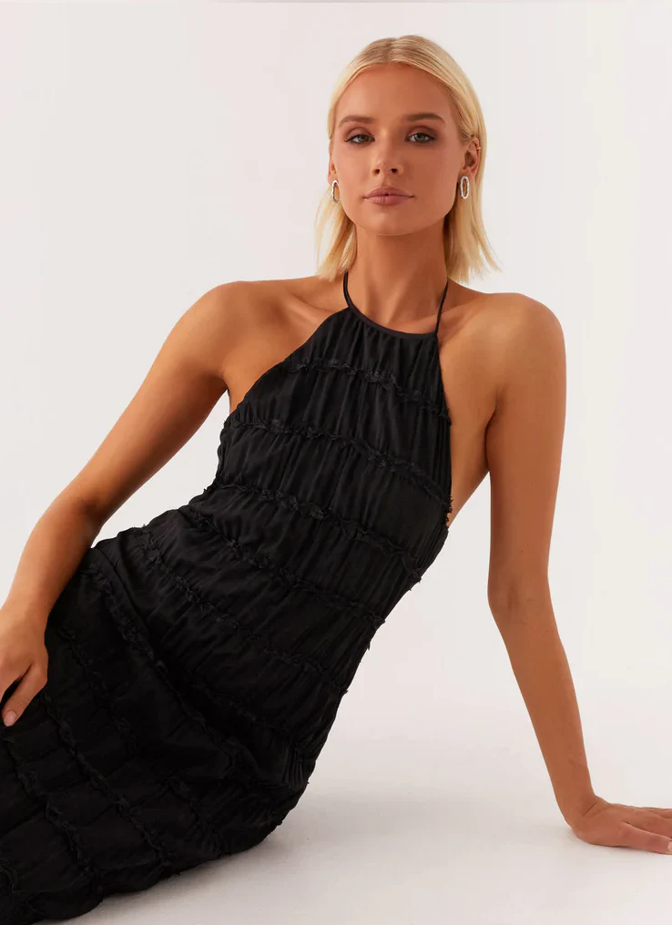 Olaya | Elegante vestido largo con escote halter