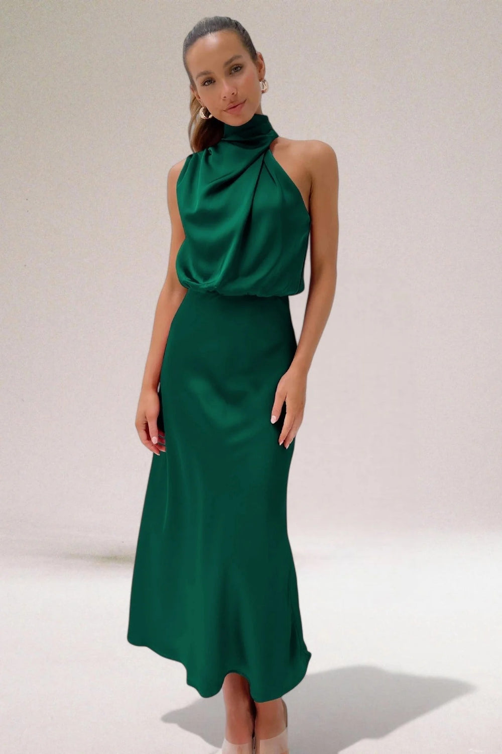 Mía | Elegante vestido con escote halter