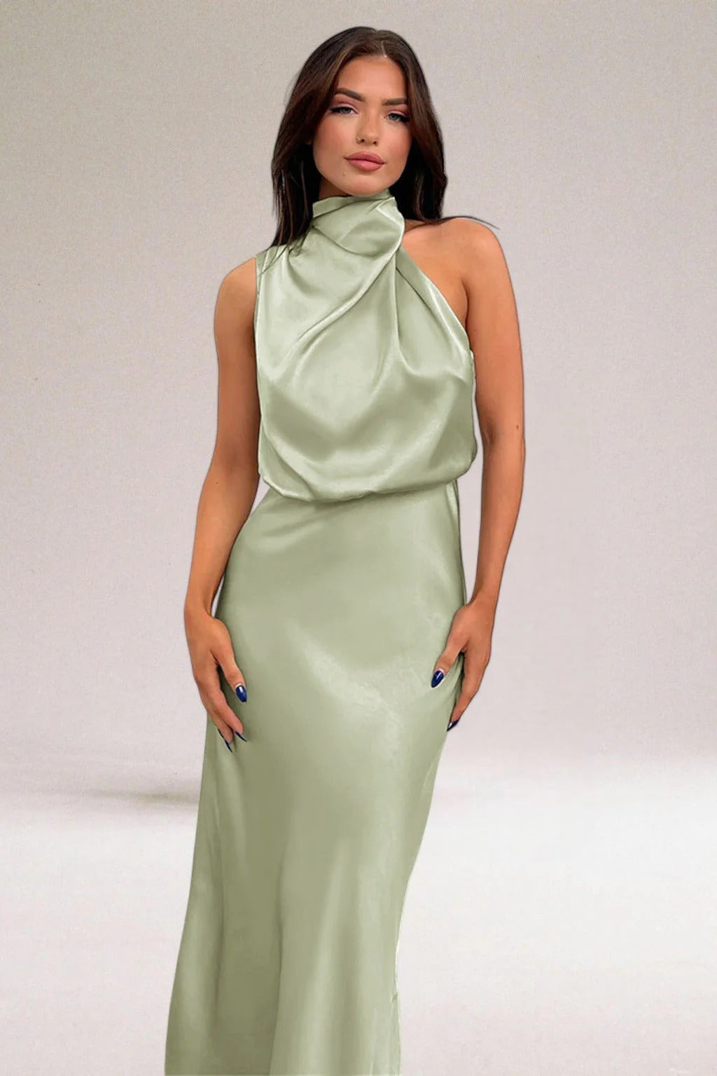 Mía | Elegante vestido con escote halter